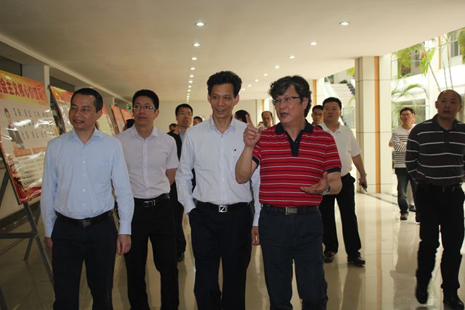 佛山高新區考察團到皇氏集團考察